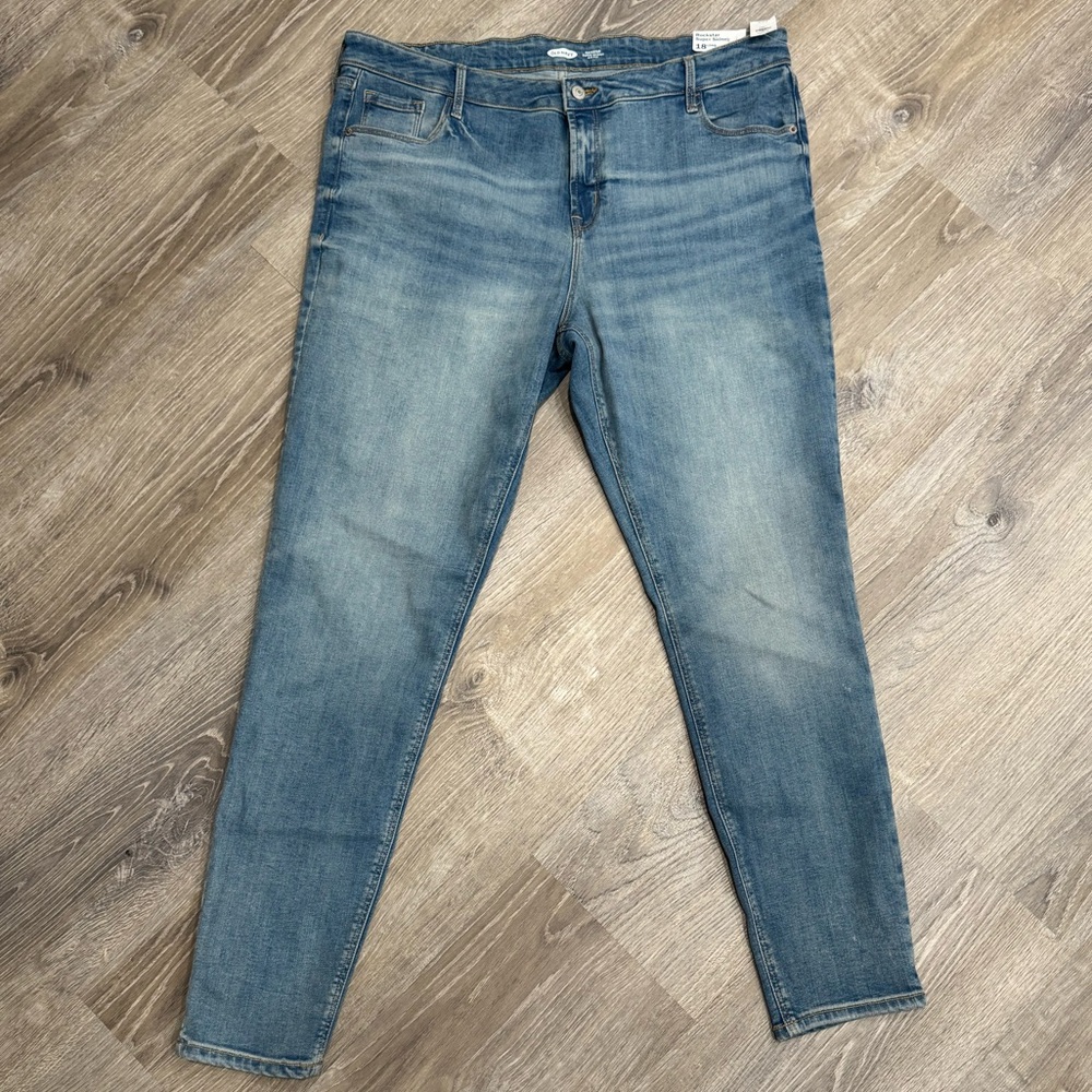 Old Navy Light Blue Mid Rise Super Skinny Jeans